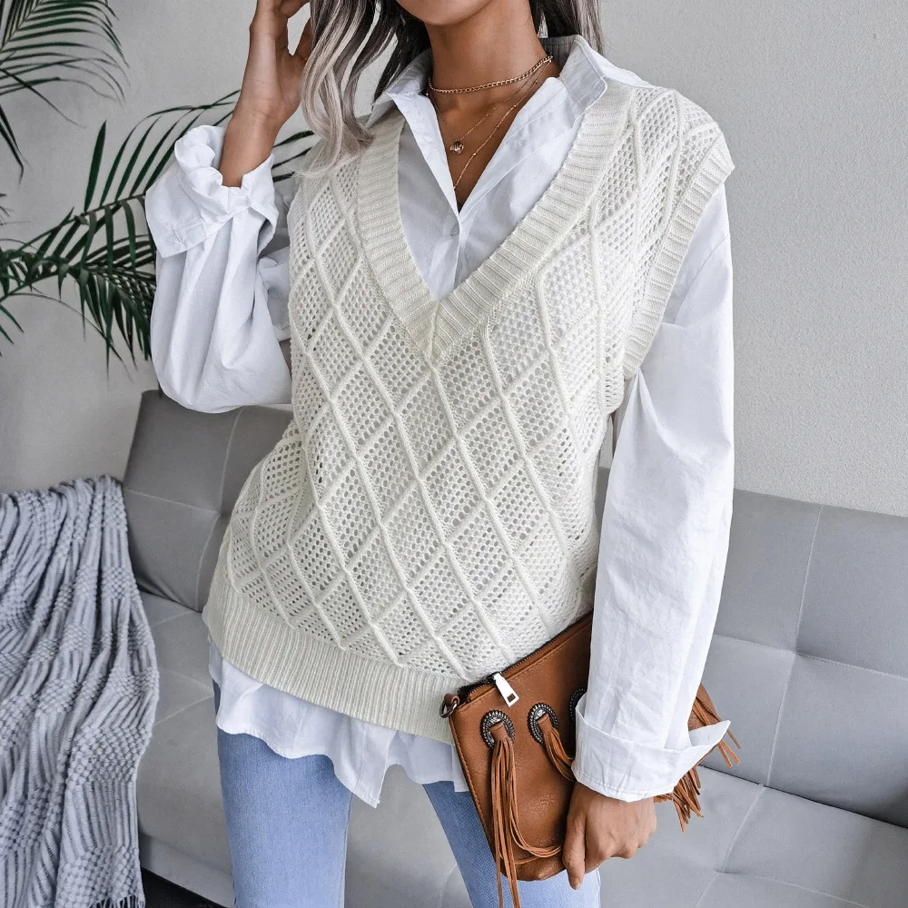 Women Checked Sweater Vest Korean Style Sleeveless Knitted V-Neck Hollow Fashion Sweaters Casual Loose White Pullover Top 2022
Women Checked Sweater Vest Korean Style Sleeveless Knitted V-Neck Hollow Fashion Sweaters Casual Loose White Pullover Top 2022