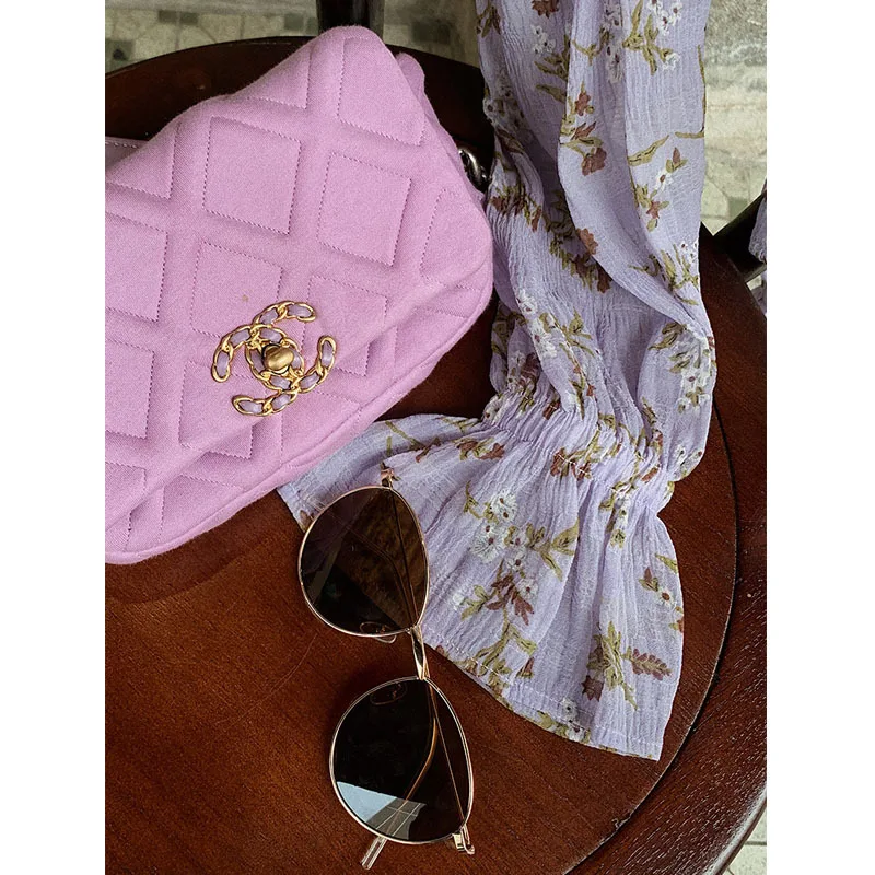 Spring and Summer Korean Fashion Foreign Style Small Purple Micro Transparent Sun Proof Floral Korean Top Flare Sleeve Shirt2020
Spring and Summer Korean Fashion Foreign Style Small Purple Micro Transparent Sun Proof Floral Korean Top Flare Sleeve Shirt2020