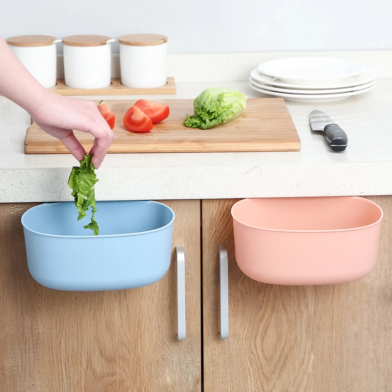 Kitchen hanging trash can Household plastic Desktop debris storage box Cabinet door hanging storage bin trash
Kitchen hanging trash can Household plastic Desktop debris storage box Cabinet door hanging storage bin trash