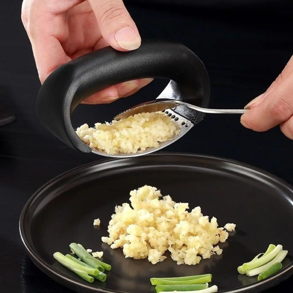 Stainless Steel Garlic Presses Multi-function Manual Garlic Grinder Grater Ginger Press Kitchen Supplies Gadgets Kitchen Tools
Stainless Steel Garlic Presses Multi-function Manual Garlic Grinder Grater Ginger Press Kitchen Supplies Gadgets Kitchen Tools