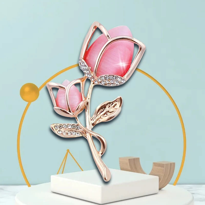 Pink Rose Flower Brooch Accessory Fashion Corsage Women'S Alloy Diamond Brooch Pin Crystal Costume Jewelry Brooches For Wedding
Pink Rose Flower Brooch Accessory Fashion Corsage Women'S Alloy Diamond Brooch Pin Crystal Costume Jewelry Brooches For Wedding