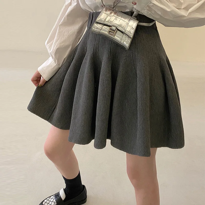 2021 new women's clothing college style pleated skirt half skirt women's high waist knitted skirt A-line skirt women's skirt
2021 new women's clothing college style pleated skirt half skirt women's high waist knitted skirt A-line skirt women's skirt
