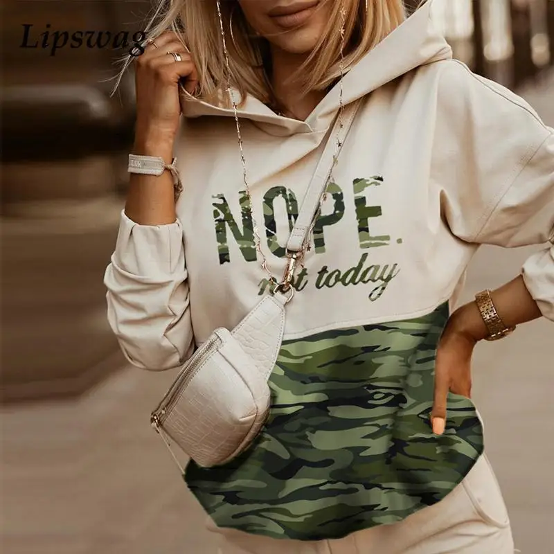 Retro Patchwork Pattern Print Loose Pullover Tops Lady Casual Long Sleeve Hooded Sweatshirt Women Fashion Pocket Autumn Hoodies
Retro Patchwork Pattern Print Loose Pullover Tops Lady Casual Long Sleeve Hooded Sweatshirt Women Fashion Pocket Autumn Hoodies