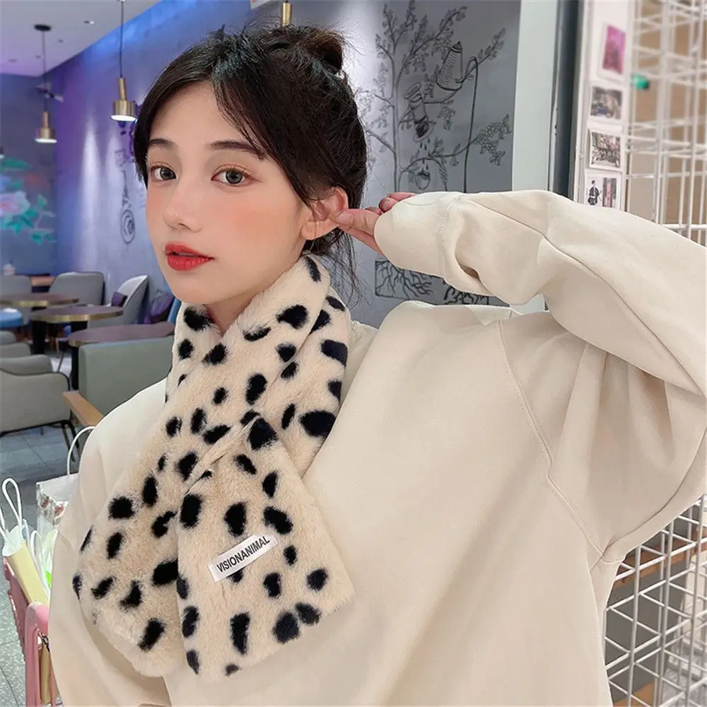 1 шт. модный шарф в горошек с леопардовым принтом милый Универсальный плотный теплый плюшевый шарф плюшевая текстура перекрестный шарф зимн...
1 шт. модный шарф в горошек с леопардовым принтом милый Универсальный плотный теплый плюшевый шарф плюшевая текстура перекрестный шарф зимн...