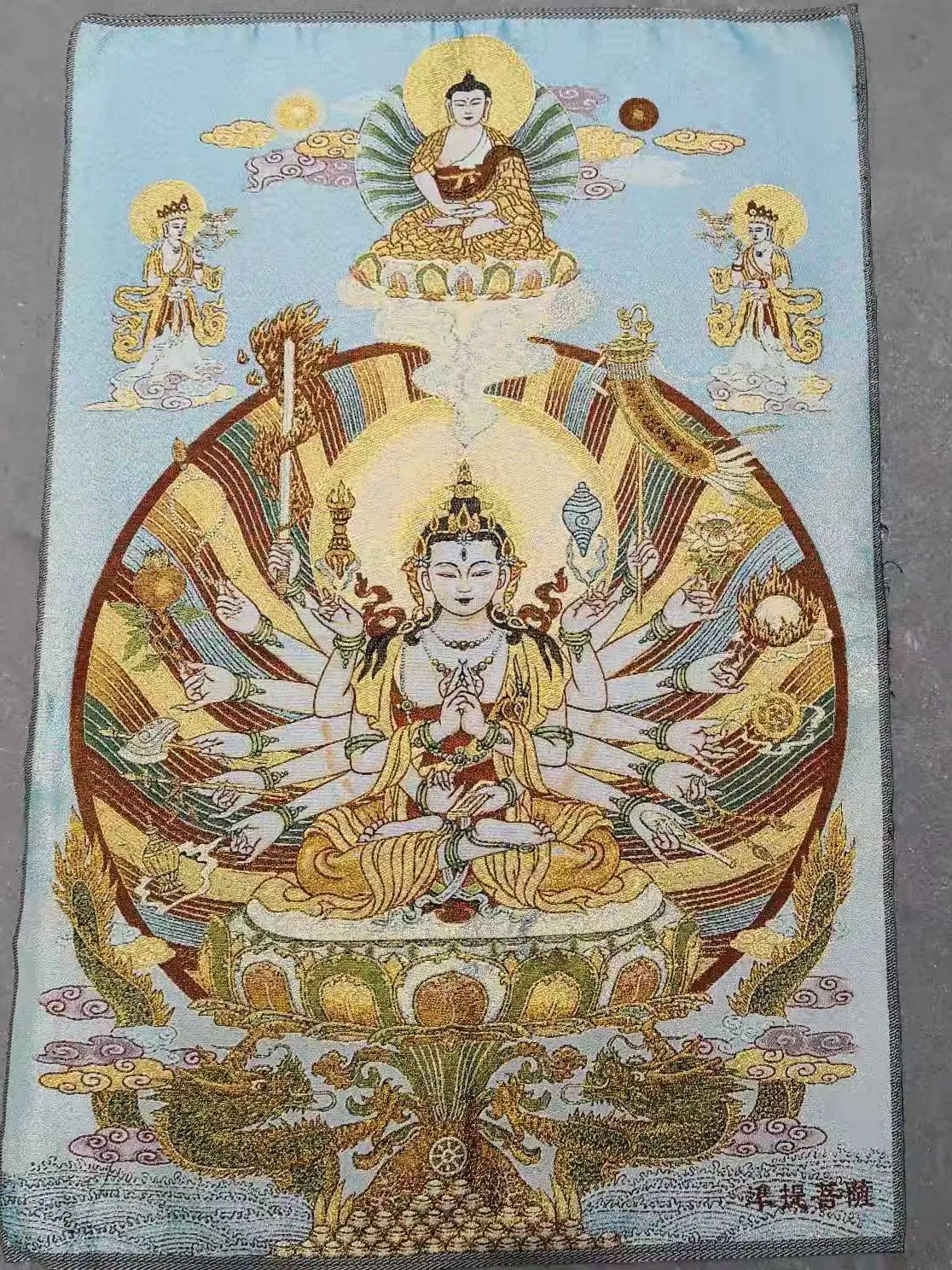 Tibetan Buddhist silk tapestry gold silk embroidery Thangka painting thousand hands Avalokitesvara zhunti mother statue
Tibetan Buddhist silk tapestry gold silk embroidery Thangka painting thousand hands Avalokitesvara zhunti mother statue