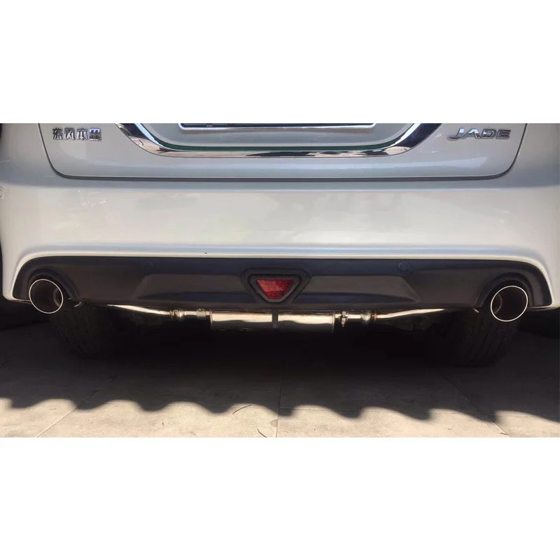 Suitable for Jiede 2013-16 Modified Large and Small Enveloping Lip Double / Four Outlet Rear Spoiler Tail Nozzle
Suitable for Jiede 2013-16 Modified Large and Small Enveloping Lip Double / Four Outlet Rear Spoiler Tail Nozzle