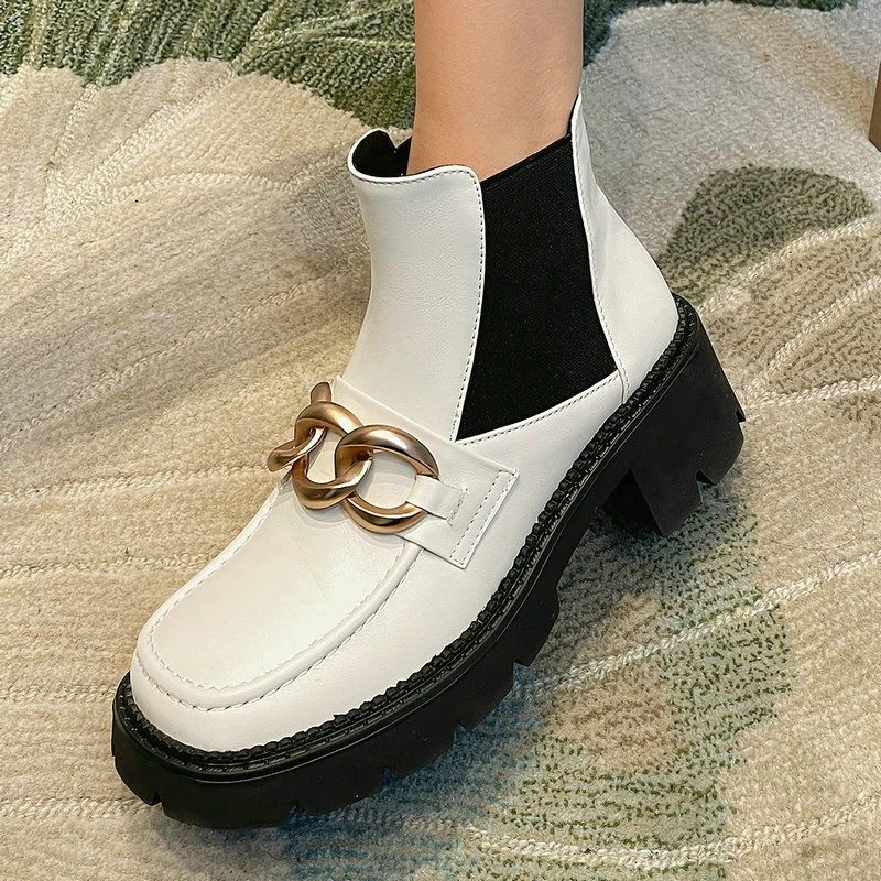 Metal Decoration Women Ankle Boots Genuine Leather Round Toe Shoes Woman Winter Newest Retro Working Basic Women Boots
Metal Decoration Women Ankle Boots Genuine Leather Round Toe Shoes Woman Winter Newest Retro Working Basic Women Boots