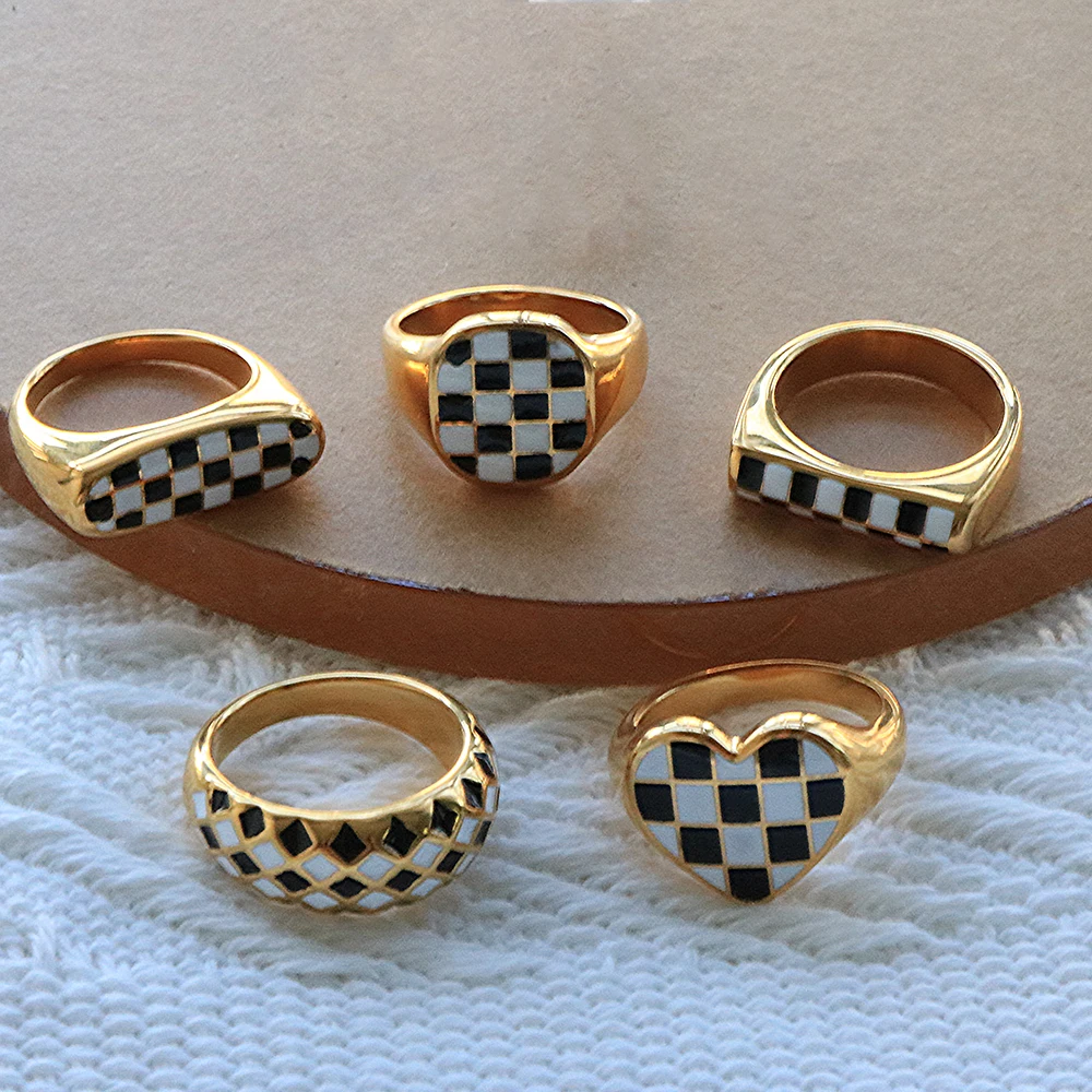 Wholesale High Quality Women's Ring 18K Gold Plated Stainless Steel Square White Black Ring
Wholesale High Quality Women's Ring 18K Gold Plated Stainless Steel Square White Black Ring