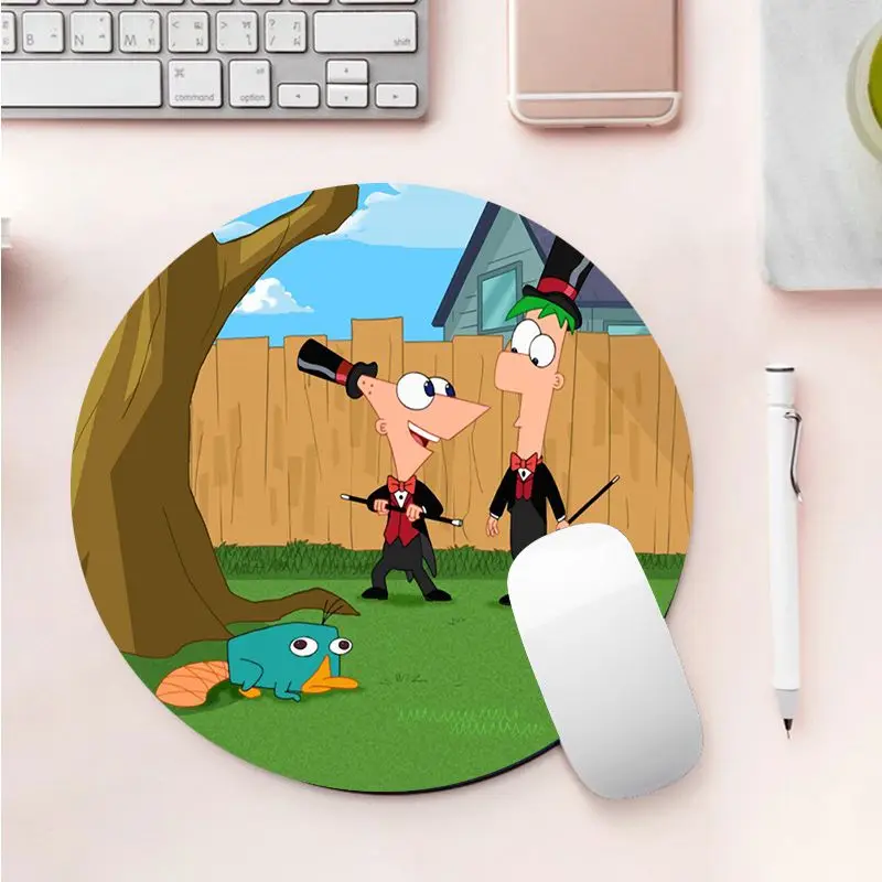 2018 New Disney Phineas And Ferb round Mouse pad PC Computer mat Anti-Slip Laptop PC Mice Pad Mat gaming Mousepad
2018 New Disney Phineas And Ferb round Mouse pad PC Computer mat Anti-Slip Laptop PC Mice Pad Mat gaming Mousepad