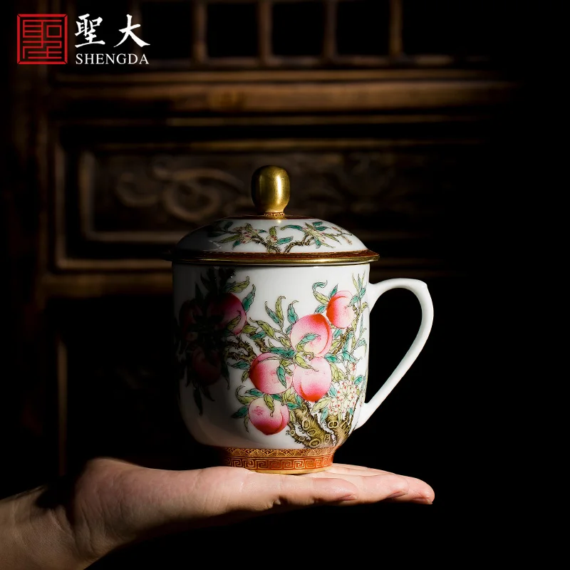 Holy big office cup hand-painted ceramic famille rose peach handle cup all hand with cover cup jingdezhen tea tea cup
Holy big office cup hand-painted ceramic famille rose peach handle cup all hand with cover cup jingdezhen tea tea cup