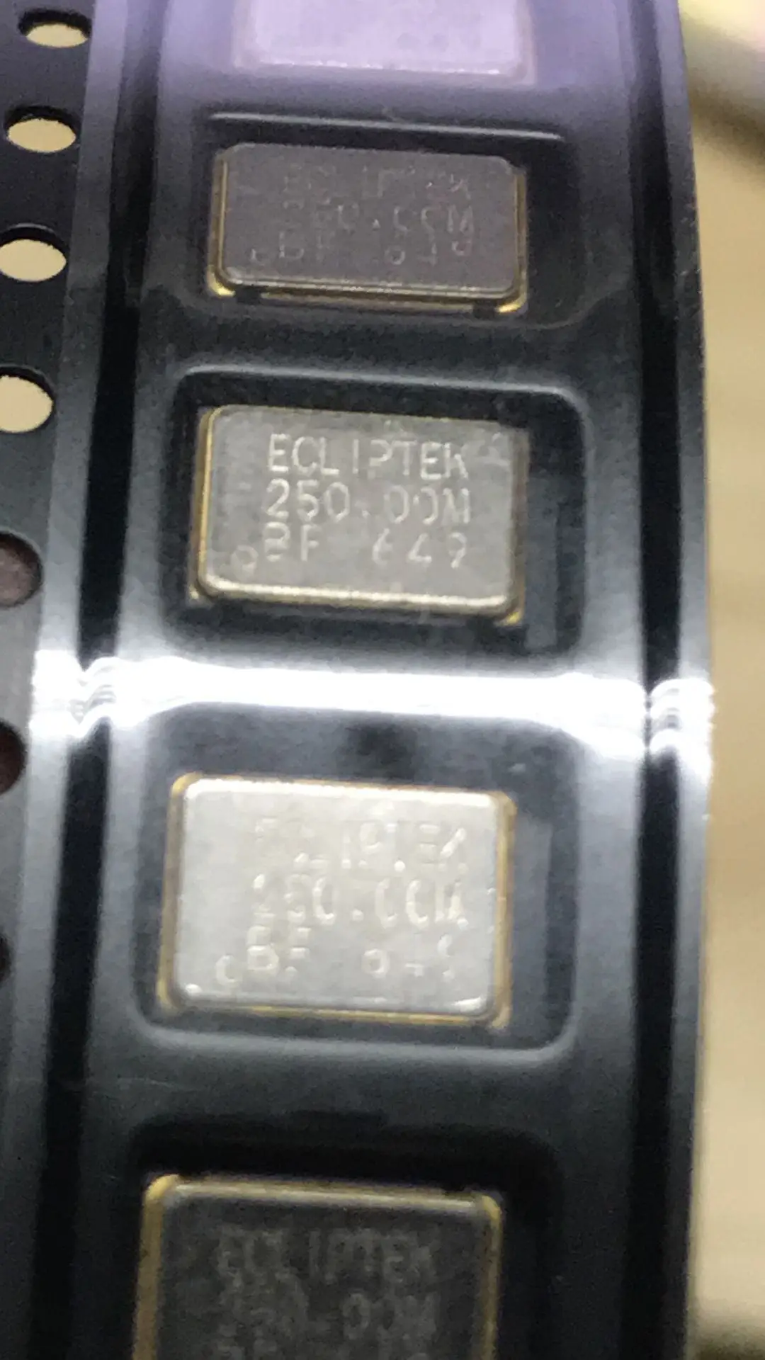 1PCS/ 5*7 OSC CMOS 7050 5070 Active SMD crystal oscillator 250M 250MHZ 250.000MHZ
1PCS/ 5*7 OSC CMOS 7050 5070 Active SMD crystal oscillator 250M 250MHZ 250.000MHZ