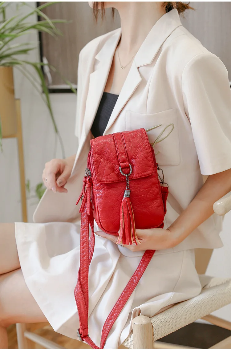 1 PCS Ladies mini messenger phone shoulder bag multi-function shoulder strap messenger bag chest bag phone bag wallet bag girl 
1 PCS Ladies mini messenger phone shoulder bag multi-function shoulder strap messenger bag chest bag phone bag wallet bag girl