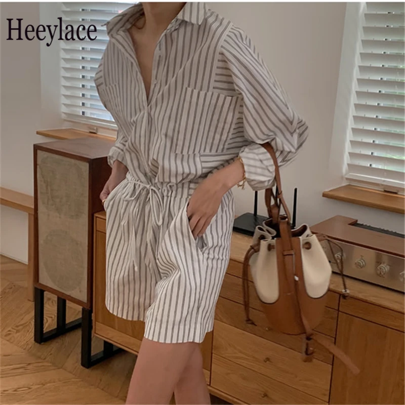 2021 New Chic Striped Printed Women's Jumpsuits Lace Up High Waist Double Pockets Female Shirts Rompers Lady Summer
2021 New Chic Striped Printed Women's Jumpsuits Lace Up High Waist Double Pockets Female Shirts Rompers Lady Summer