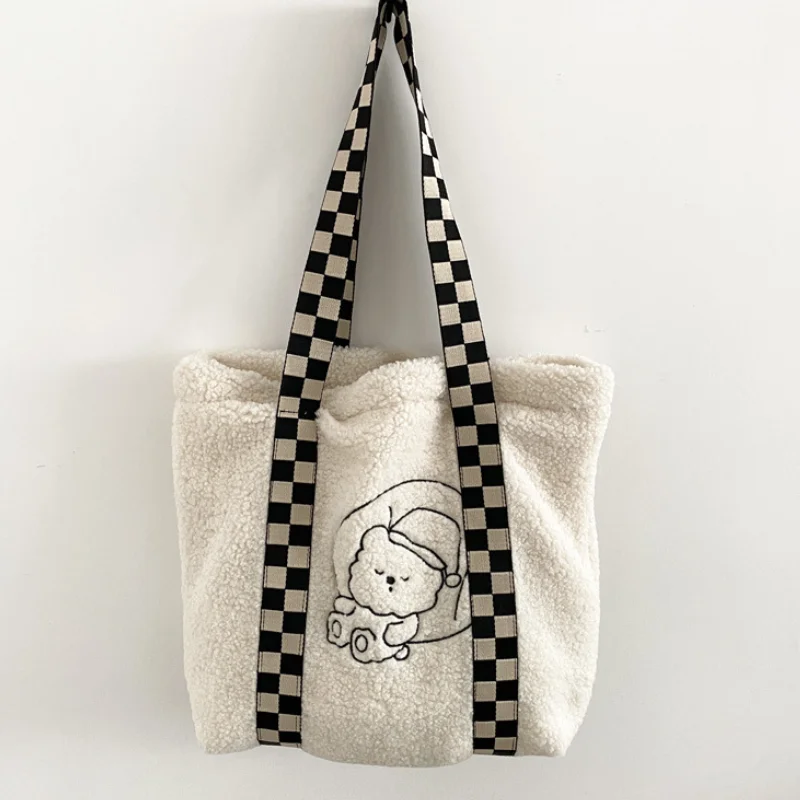 Winter Cartoon Embroidery Women Shoulder Bag Lamb Wool Female Soft Plush Tote Shopping Bags Cute Girls Student Travel Handbags
Winter Cartoon Embroidery Women Shoulder Bag Lamb Wool Female Soft Plush Tote Shopping Bags Cute Girls Student Travel Handbags