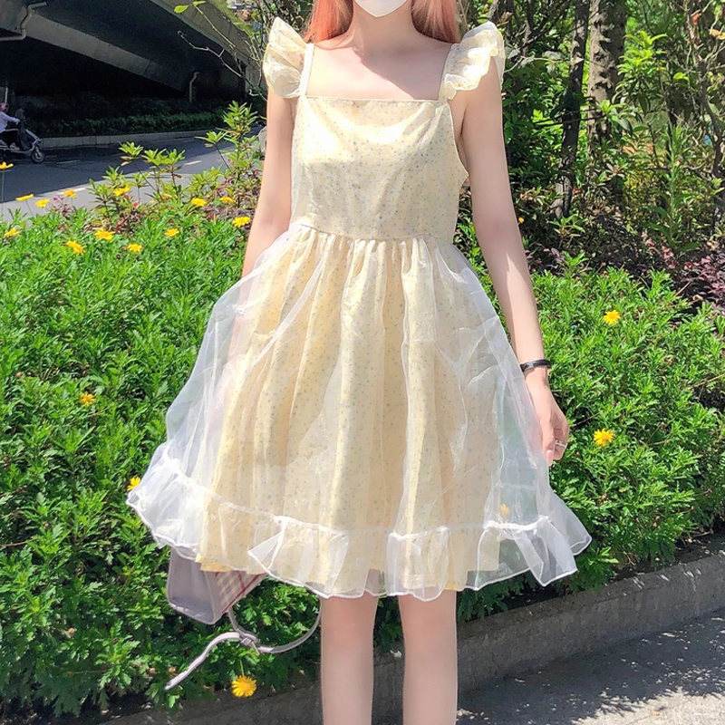 Japanese Sweet Cute Stitching Mesh Sling Dress Women 2021 Summer Yellow Sequins Casual Sleeveless Dresses Vestidos Midi Sundress
Japanese Sweet Cute Stitching Mesh Sling Dress Women 2021 Summer Yellow Sequins Casual Sleeveless Dresses Vestidos Midi Sundress
