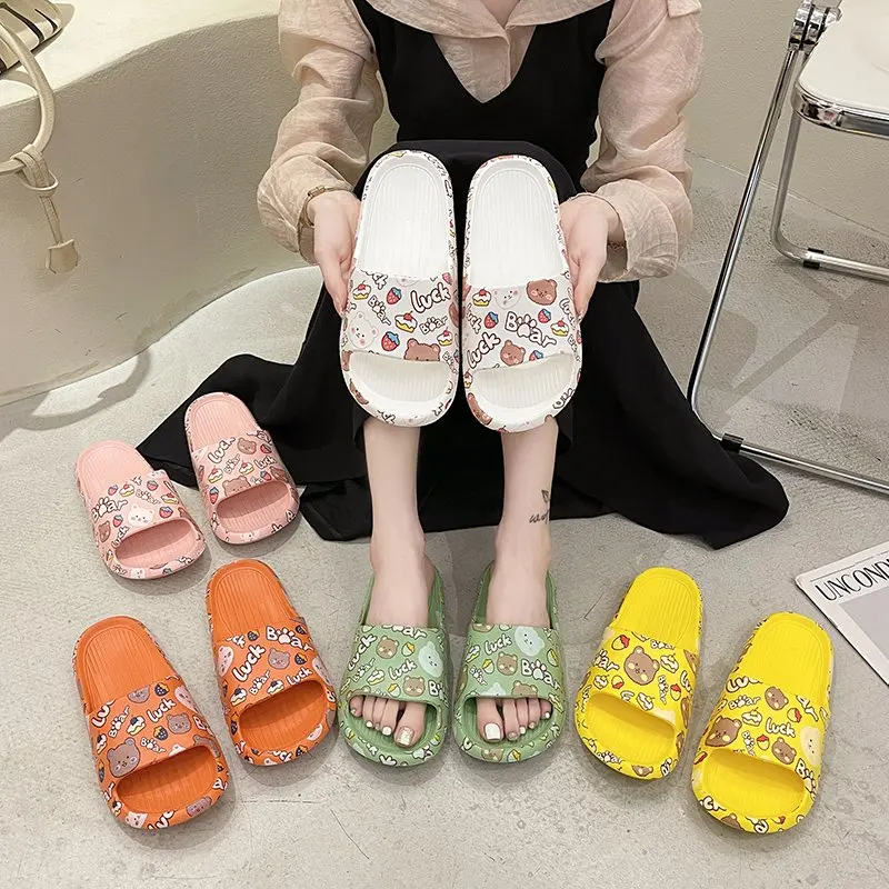 Casual Summer Women's Slippers 2021 Fashion Home Shoe Upper Animal Decals Cute Open-toed All-match Women's Slippers
Casual Summer Women's Slippers 2021 Fashion Home Shoe Upper Animal Decals Cute Open-toed All-match Women's Slippers