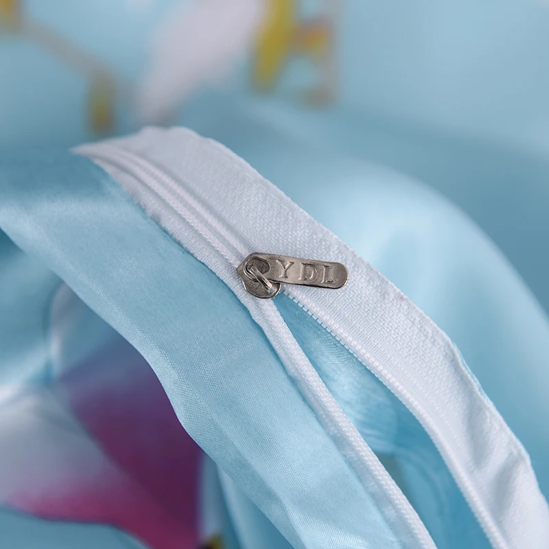 Luxury Flowers Printed Light Blue Satin Silk Duvet Cover Women Ice Silk Quilt Cover Comforter Blanket Case Twin Queen King Size
Luxury Flowers Printed Light Blue Satin Silk Duvet Cover Women Ice Silk Quilt Cover Comforter Blanket Case Twin Queen King Size