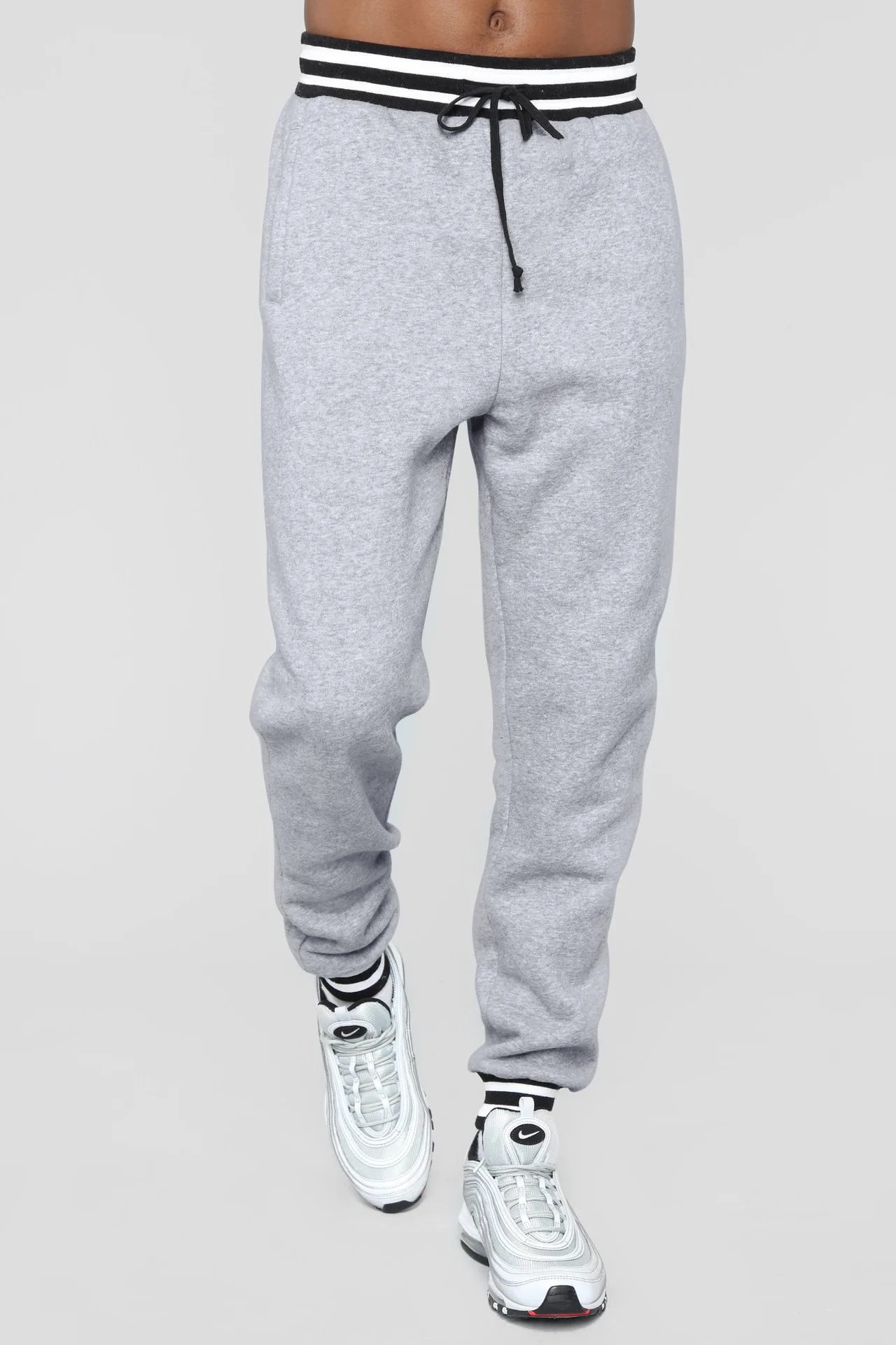 New Men's Spring And Autumn Casual Pants, Men's Side Pocket Pants, Men's Fashion Solid Color Pants, Sports Jogging Pants
New Men's Spring And Autumn Casual Pants, Men's Side Pocket Pants, Men's Fashion Solid Color Pants, Sports Jogging Pants