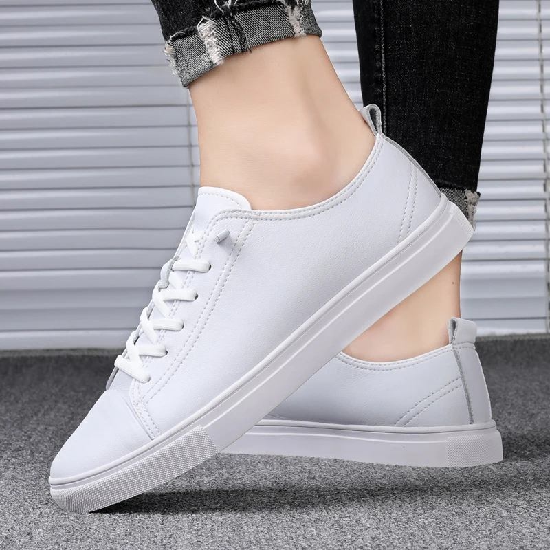 Men shoes Spring Summer New Trend Genuine Leather Men's Fashion Casual Sneakers white Wild Flat Shoes Non-slip Board Shoe
Men shoes Spring Summer New Trend Genuine Leather Men's Fashion Casual Sneakers white Wild Flat Shoes Non-slip Board Shoe