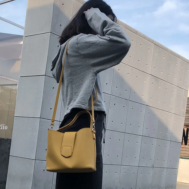 20191020A luxury lady with diagonal cross dual purpose handbag.Fashion steel hardware perfectbags3pc
20191020A luxury lady with diagonal cross dual purpose handbag.Fashion steel hardware perfectbags3pc