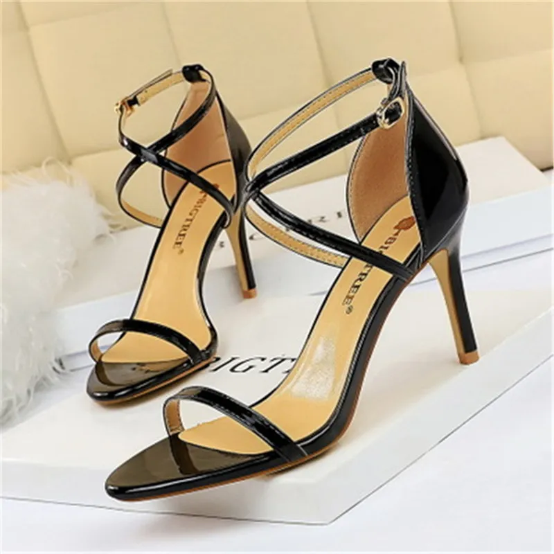New Fashion Women Sandals Nightclubs Slim Summer High Heel Shoe Stiletto Super High Heel Openwork Cross Strap Woman Shoes 34-40
New Fashion Women Sandals Nightclubs Slim Summer High Heel Shoe Stiletto Super High Heel Openwork Cross Strap Woman Shoes 34-40