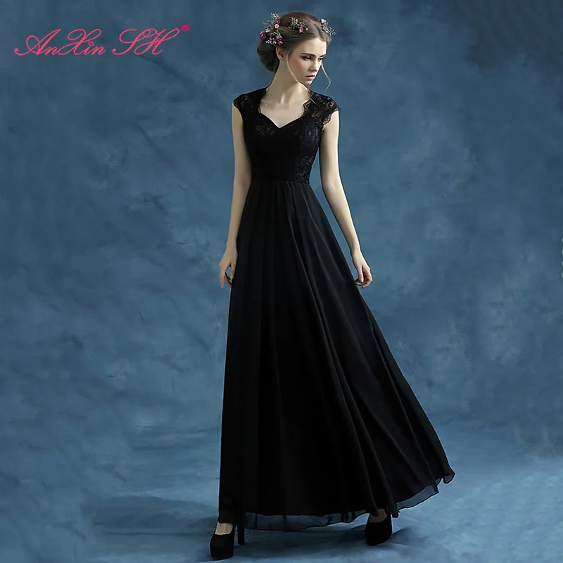 AnXin SH Princess black sweetheart sleeveless new black lace illusion dinner party a line zipper long evening dress 10096
AnXin SH Princess black sweetheart sleeveless new black lace illusion dinner party a line zipper long evening dress 10096