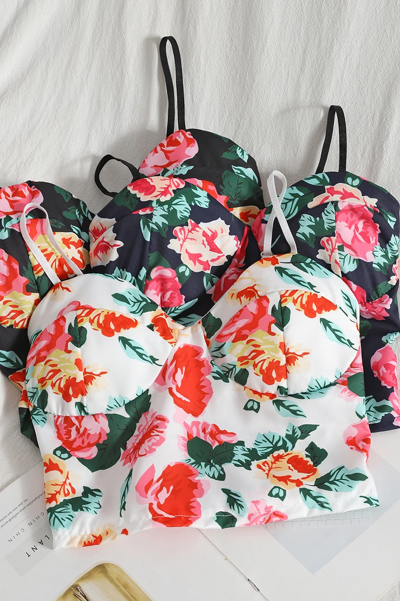 All-match Sexy Wrapped Chest Was Thin Printed Sling Spring and Summer New Chest Pad Beautiful Back Bottoming Shirt
All-match Sexy Wrapped Chest Was Thin Printed Sling Spring and Summer New Chest Pad Beautiful Back Bottoming Shirt
