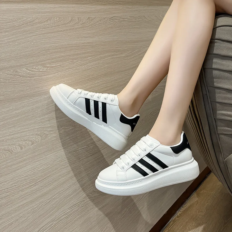 Women tennis Shoes Little white shoes Sport Shoes Female Fitness Jogging Trainers Breathable Walking Sneakers Zapatillas Mujer
Women tennis Shoes Little white shoes Sport Shoes Female Fitness Jogging Trainers Breathable Walking Sneakers Zapatillas Mujer