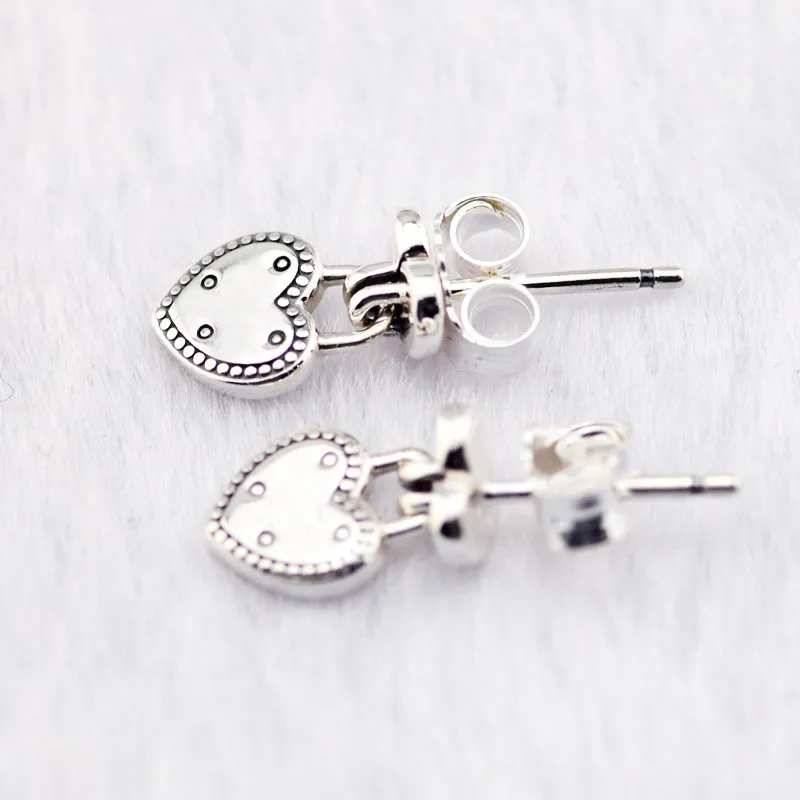 Love Locks Stud Earrings Fashion 925 Sterling Silver Earrings for Women Charm Jewelry Signature Love Heart Shape Girls Earrings
Love Locks Stud Earrings Fashion 925 Sterling Silver Earrings for Women Charm Jewelry Signature Love Heart Shape Girls Earrings