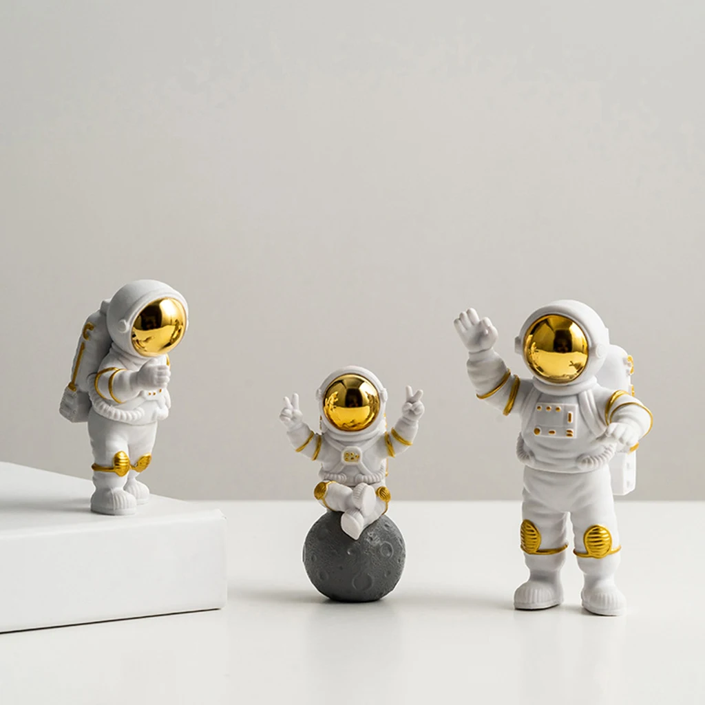 3 Pieces Astronaut Statue Model PVC Spaceman Figurine Decoration Kids Craft
3 Pieces Astronaut Statue Model PVC Spaceman Figurine Decoration Kids Craft