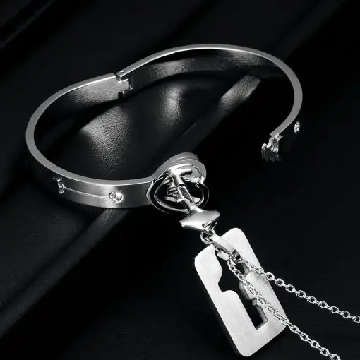 Paired Lock Key Couple Necklace Bracelet Set For Lovers Best Friends Titanium Steel Fashion Jewelry Sets For Women Men
Paired Lock Key Couple Necklace Bracelet Set For Lovers Best Friends Titanium Steel Fashion Jewelry Sets For Women Men