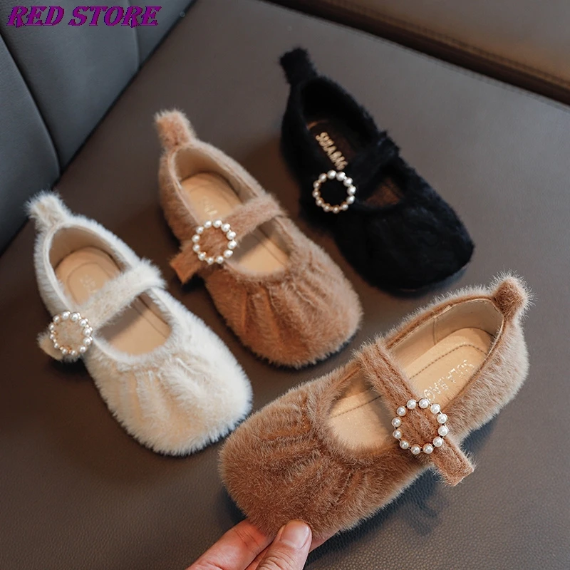 2020 Winter Autumn Girls Shoes Fluffy Mary Janes Shoes White Black Fur Princess Shoe Kids Flats Bead Buckle Shallow Child Shoes
2020 Winter Autumn Girls Shoes Fluffy Mary Janes Shoes White Black Fur Princess Shoe Kids Flats Bead Buckle Shallow Child Shoes