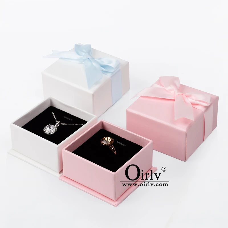 Oirlv Jewelry Gift Paper Box with Bow-knot Wedding Party Ring Pendant Earrings Storage Box Jewelry Organizer Showcase
Oirlv Jewelry Gift Paper Box with Bow-knot Wedding Party Ring Pendant Earrings Storage Box Jewelry Organizer Showcase