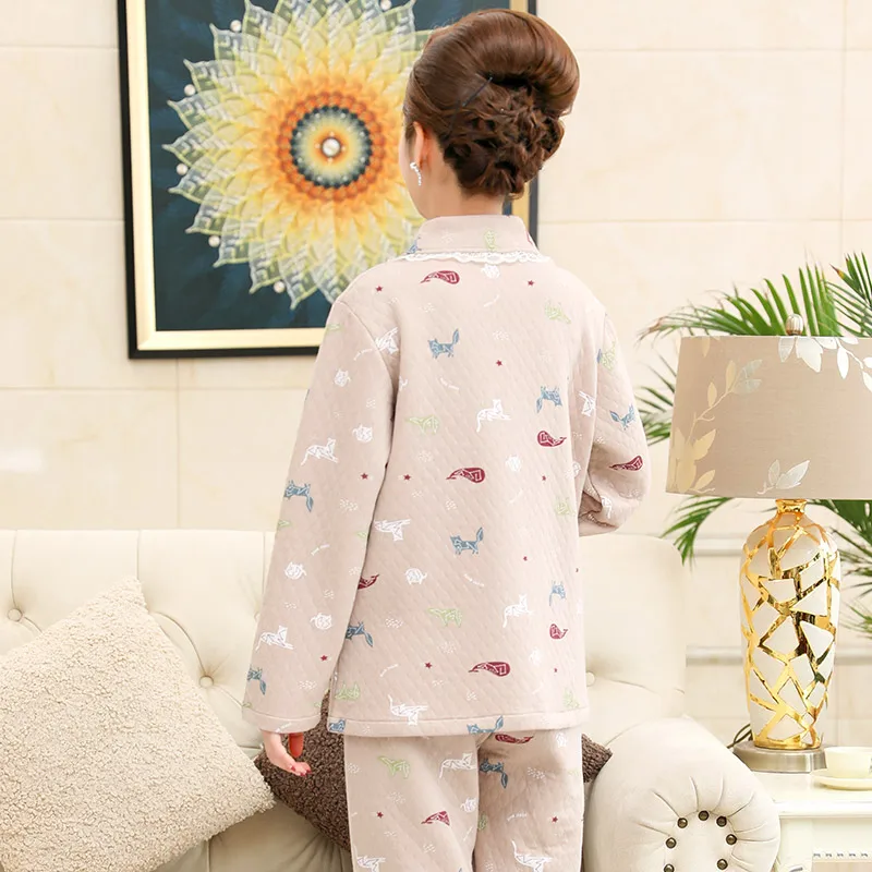 Autumn Winter M-4XL Women Laminated Pajamas Thin Quilted Cotton Pajamas For Woman Star Printing Warm Casual Lace Home Clothing
Autumn Winter M-4XL Women Laminated Pajamas Thin Quilted Cotton Pajamas For Woman Star Printing Warm Casual Lace Home Clothing