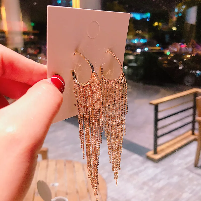 Silver Needle Korean Version, Fashion Irregular Gold Electroplating Tassel Long Earrings Female Earrings Earrings Earrings
Silver Needle Korean Version, Fashion Irregular Gold Electroplating Tassel Long Earrings Female Earrings Earrings Earrings