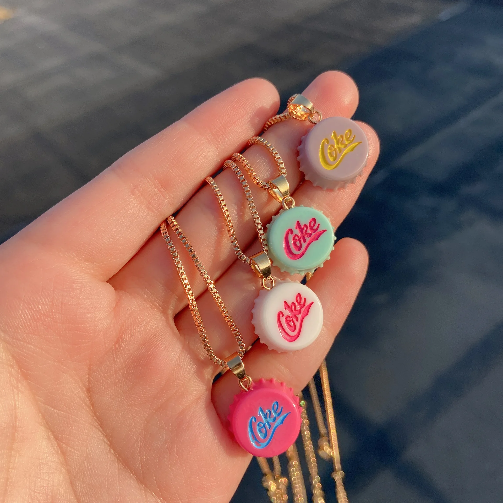 New Ins Vintage Pearl Letter Bottle Cap Pendant Necklace Simple Sweet Color Letter Necklaces Set For Women Girls Fashion Jewelry
New Ins Vintage Pearl Letter Bottle Cap Pendant Necklace Simple Sweet Color Letter Necklaces Set For Women Girls Fashion Jewelry