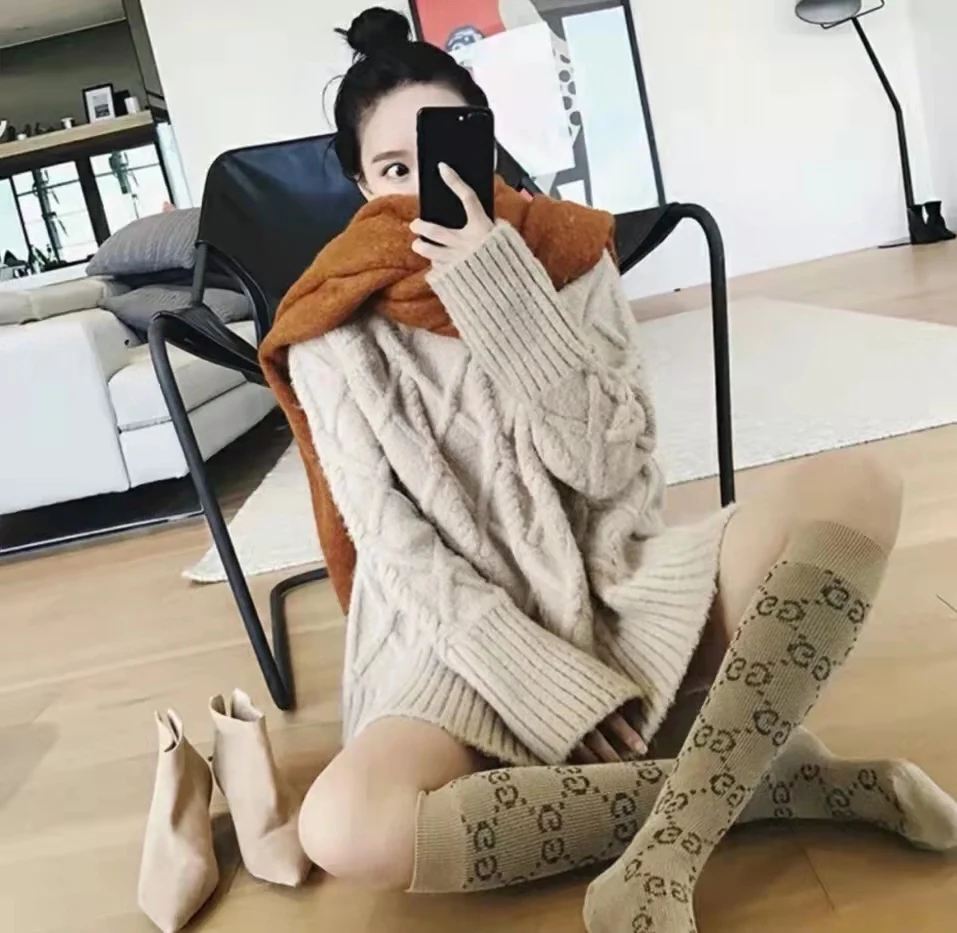 Fashion Letter Sexy Warm Long Cotton Luxury Stocking Over Knee Stocking Women Spring Knee High Thigh Knitted Stockings
Fashion Letter Sexy Warm Long Cotton Luxury Stocking Over Knee Stocking Women Spring Knee High Thigh Knitted Stockings