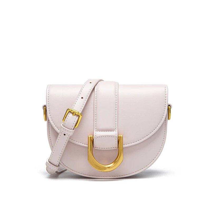 New High-end Women's Bag Baodan Shoulder Messenger Portable Saddle Horseshoe Buckle Versatile Fashion Niche Trend 
New High-end Women's Bag Baodan Shoulder Messenger Portable Saddle Horseshoe Buckle Versatile Fashion Niche Trend