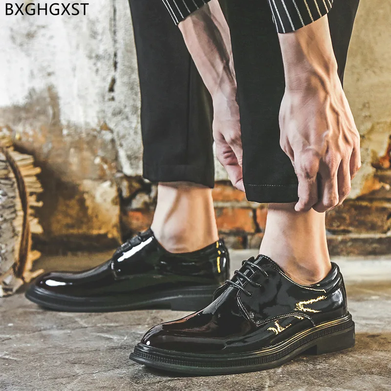 Patent Leather Shoes for Men Office 2023 Designer Dress Shoes Mens Fashion Elegant Business Shoes Men Chaussure De Homme Sapato
Patent Leather Shoes for Men Office 2023 Designer Dress Shoes Mens Fashion Elegant Business Shoes Men Chaussure De Homme Sapato