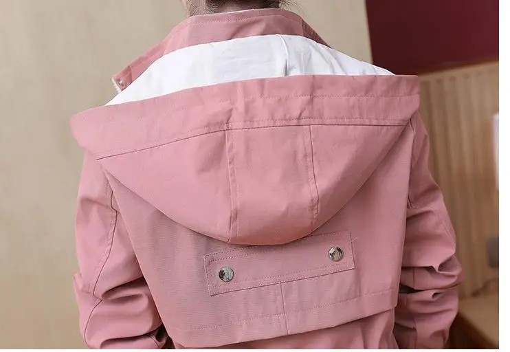 2021 spring and autumn winter with New style fashion Long sleeve Women's Windbreaker coat 
2021 spring and autumn winter with New style fashion Long sleeve Women's Windbreaker coat