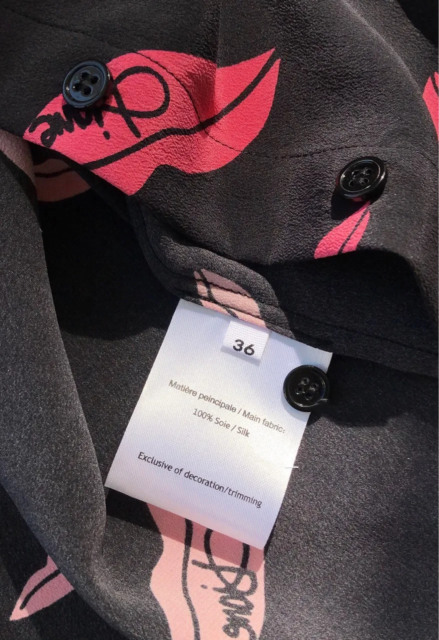 Red Lip Print Blouse Women's 100% Silk Long Sleeve Elegant Soft Loose Single Breasted Turn-down Collar Female Shirt
Red Lip Print Blouse Women's 100% Silk Long Sleeve Elegant Soft Loose Single Breasted Turn-down Collar Female Shirt