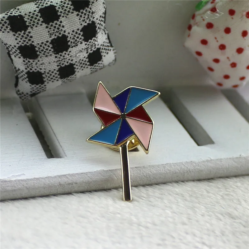 New Japanese and Korean style girl heart color windmill fashion cute small Exquisite brooch | Украшения и аксессуары