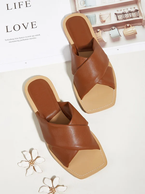 ZAR Woman 2021 Shoes Flat Bottom Summer New Fashion Cross Belt Square Head Flat-Heeled Women's Sandals Lazy Slippers Women
ZAR Woman 2021 Shoes Flat Bottom Summer New Fashion Cross Belt Square Head Flat-Heeled Women's Sandals Lazy Slippers Women
