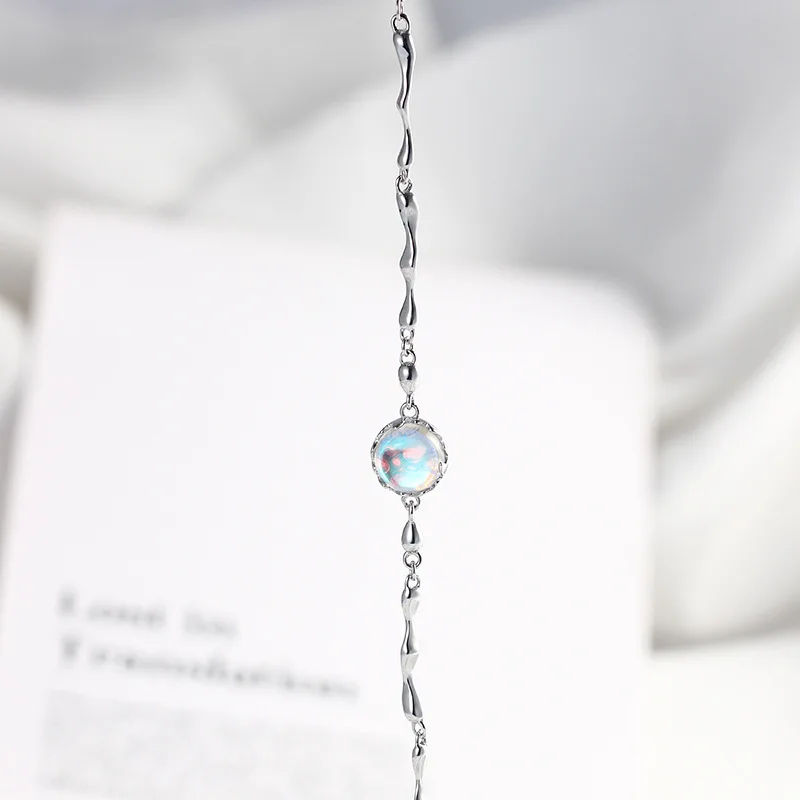 Blue Dream Island Moonstone Bracelet Girls Sterling Silver S925 Japanese and Korean Style Girlfriends Gift Crystal Bracelet
Blue Dream Island Moonstone Bracelet Girls Sterling Silver S925 Japanese and Korean Style Girlfriends Gift Crystal Bracelet