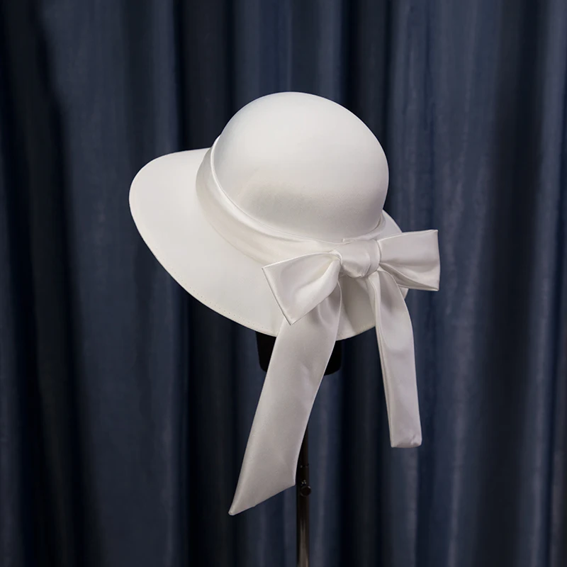 Шляпа-федора Женская, белая, винтажная, бантик из ленты атласный 
Шляпа-федора Женская, белая, винтажная, бантик из ленты атласный