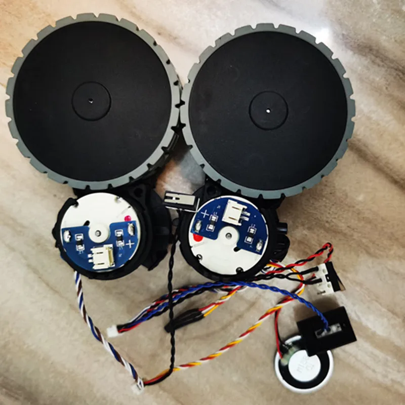 Робот правое левое колесо с двигателем Для Ecovacs Deebot Ozmo 930 Запчасти для робота-пылесоса колесо в сборе для замены двигателя
Робот правое левое колесо с двигателем Для Ecovacs Deebot Ozmo 930 Запчасти для робота-пылесоса колесо в сборе для замены двигателя