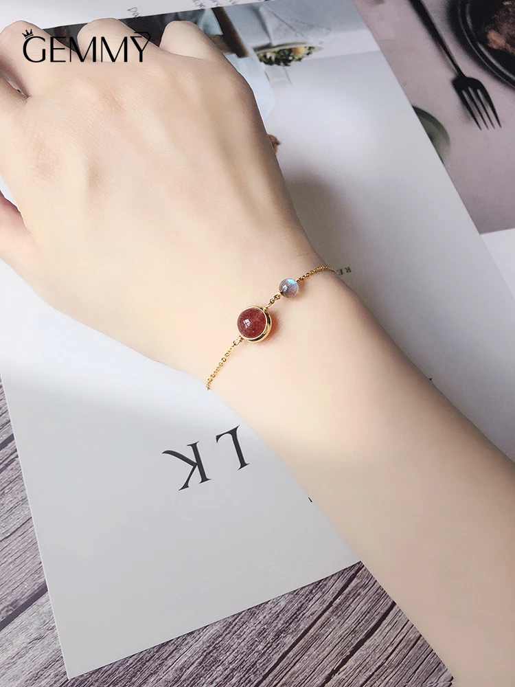 Natural Moonstone/Strawberry Crystal/ Gold Color Lucky Bead Bracelet for Women Fashion Jewelry Christmas Gift
Natural Moonstone/Strawberry Crystal/ Gold Color Lucky Bead Bracelet for Women Fashion Jewelry Christmas Gift