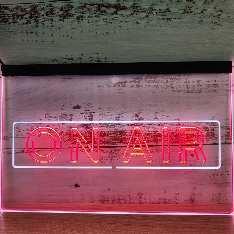 Ss003 On Air звукозаписывающее студийное украшение для комнаты Двухцветная светодиодная неоновая вывеска
Ss003 On Air звукозаписывающее студийное украшение для комнаты Двухцветная светодиодная неоновая вывеска