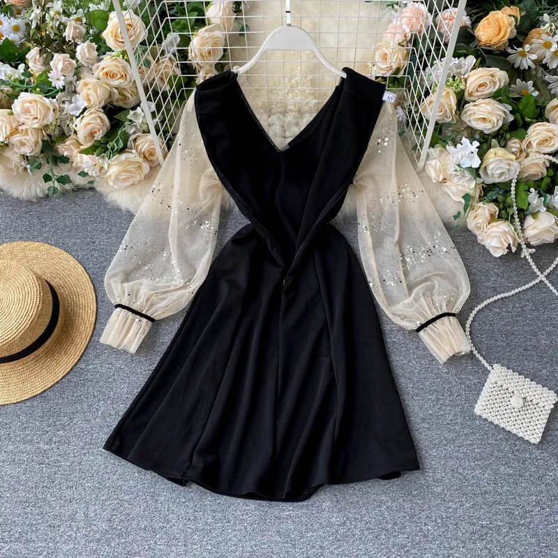 Fashion Mesh Lantern Sleeve V-neck Double Breasted Slim Dress Women Casual Suit Dress
Fashion Mesh Lantern Sleeve V-neck Double Breasted Slim Dress Women Casual Suit Dress