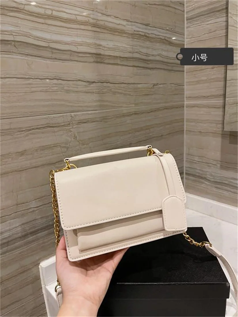 High Sense Of Western Style Handbags New Fashion Korean Version Of The French Niche One-shoulder Messenger Bag On The New Small
High Sense Of Western Style Handbags New Fashion Korean Version Of The French Niche One-shoulder Messenger Bag On The New Small